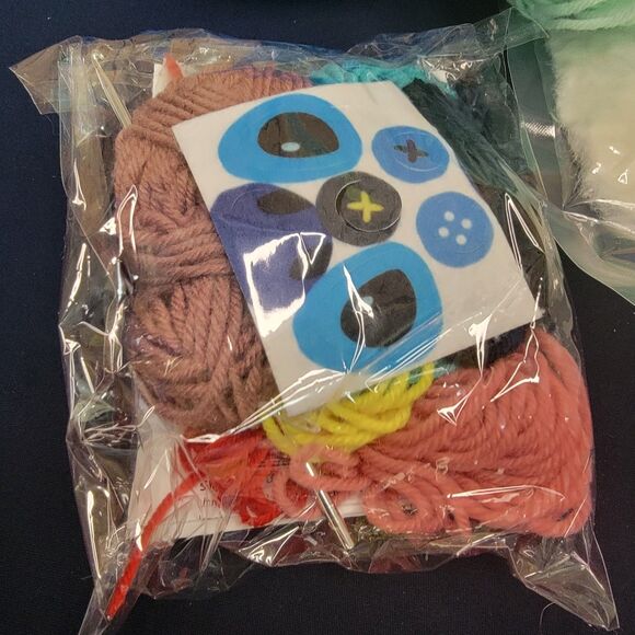 Disney Lilo And Stitch ~ Scrump & Stitch Crochet Kit All Included - Picture 6 of 6